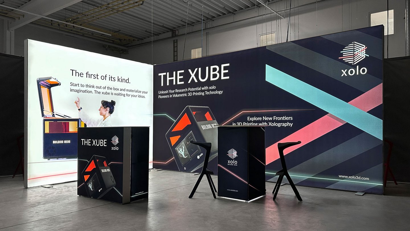 LED exhibition stand finally implemented